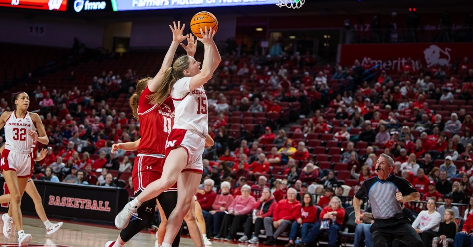 Husker Women Blow Past Wisconsin, 91-60